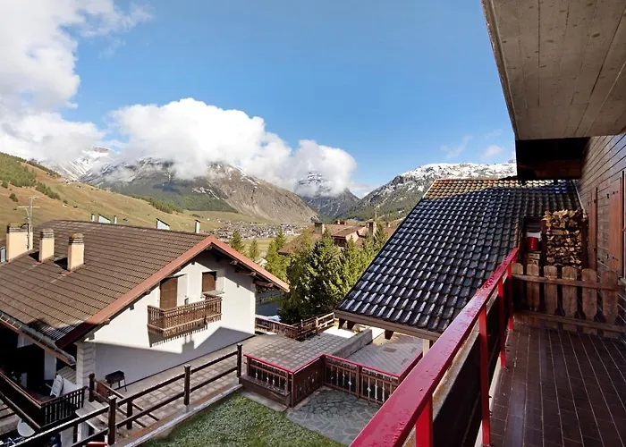 Attila Panorama Λιβίνιο